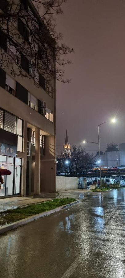 Grove II Apartment = Strict City Centre Novi Sad Luaran gambar