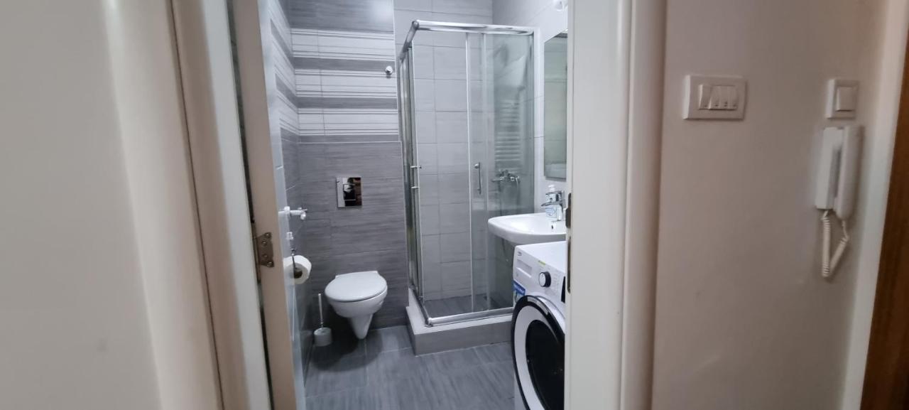 Grove II Apartment = Strict City Centre Novi Sad Luaran gambar